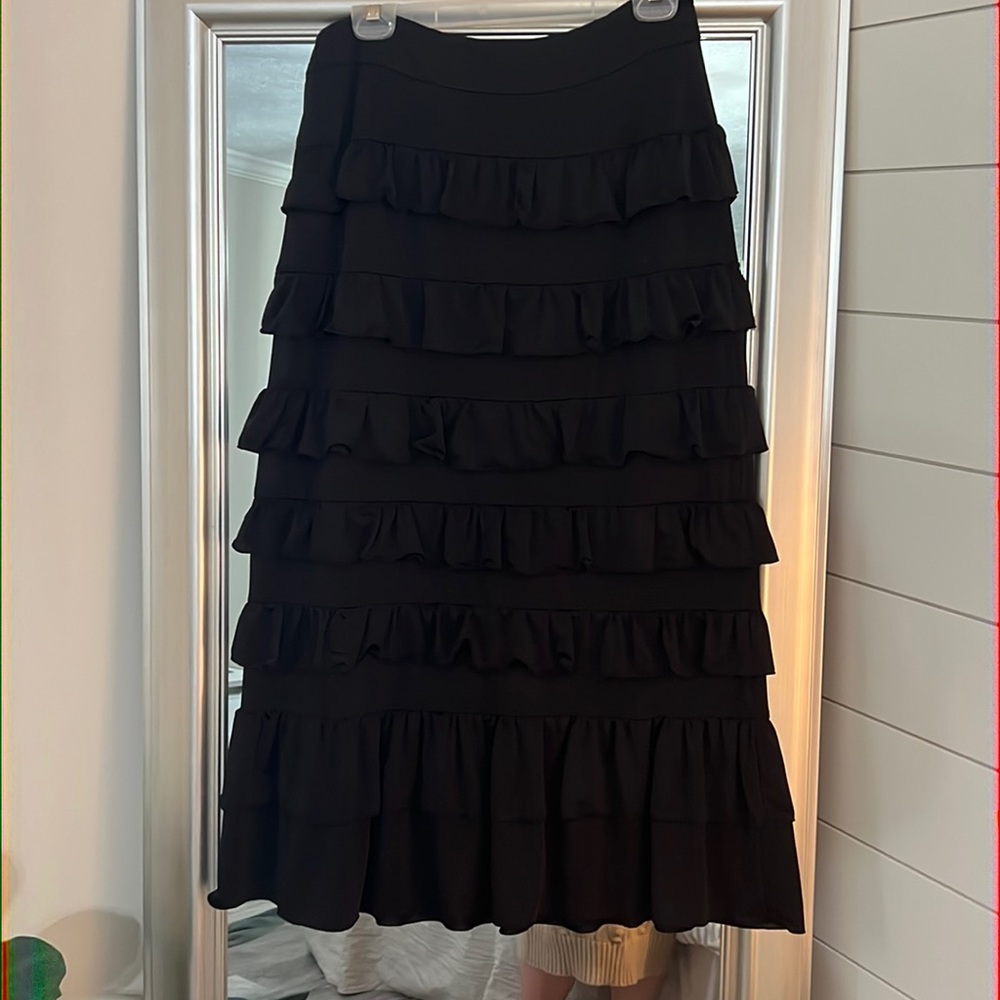 Ruffled black skirt